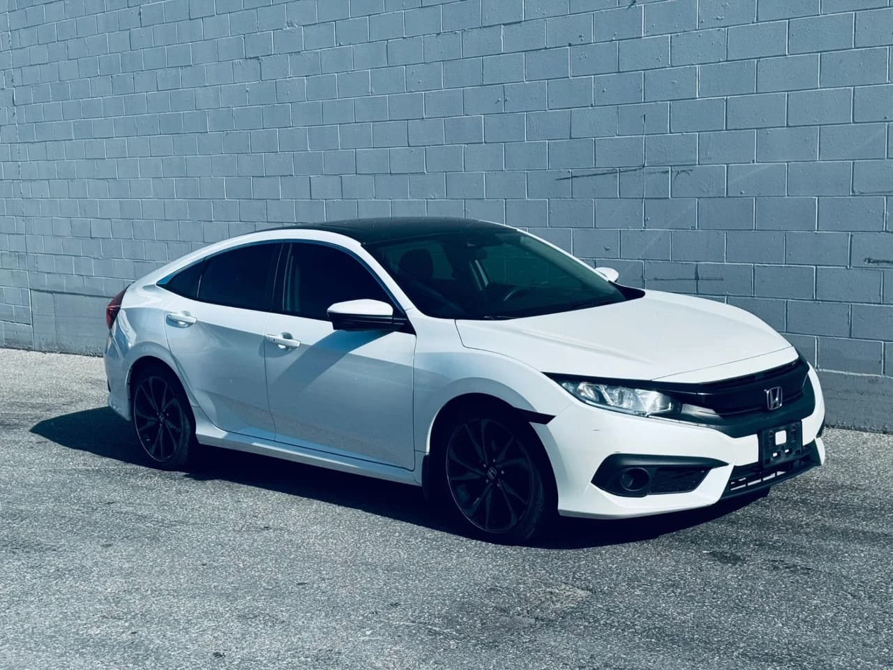 2017 Honda Civic Sedan - Image 13