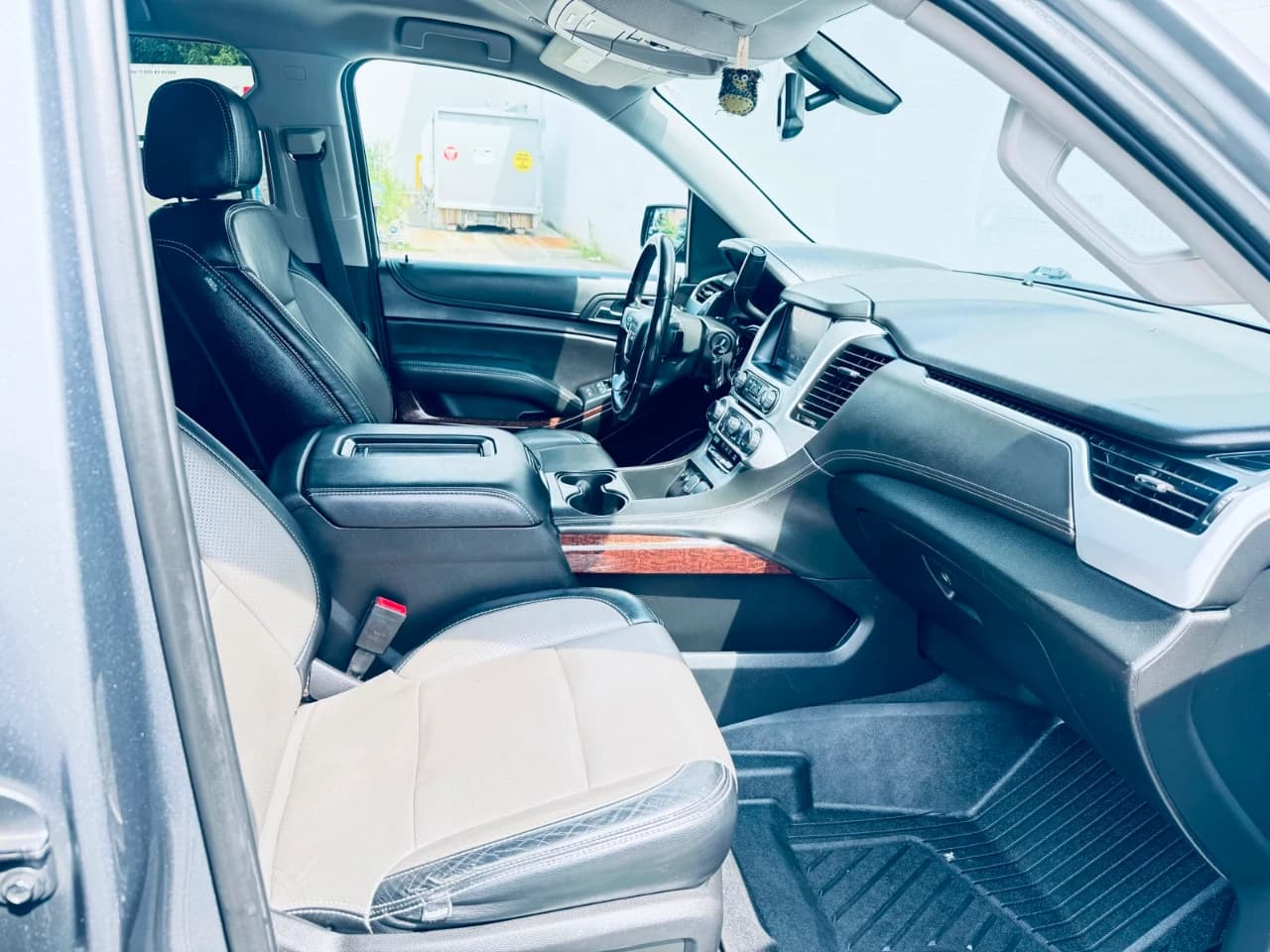2020 GMC Yukon XL - Image 15