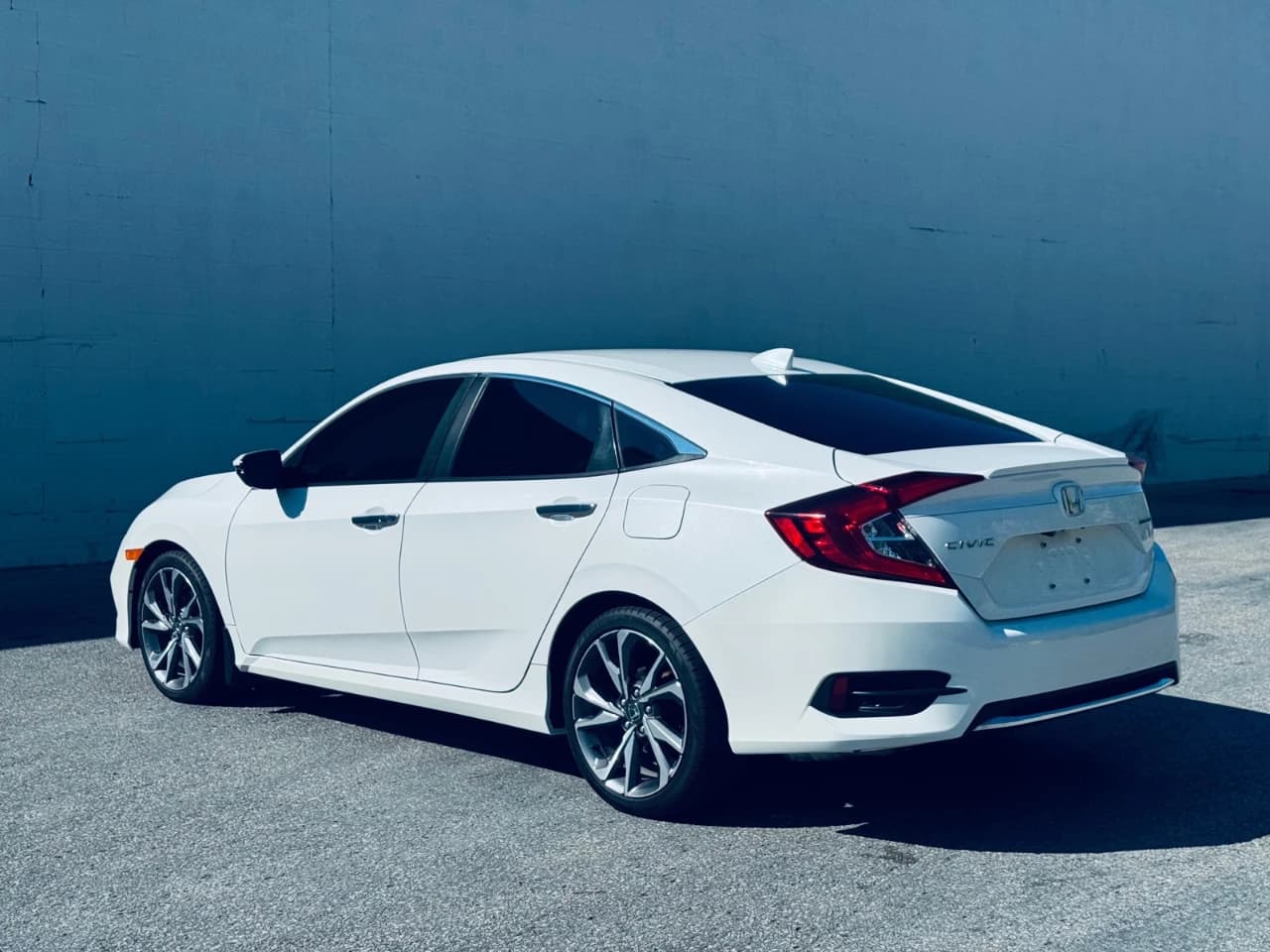 2019 Honda Civic Sedan - Image 5
