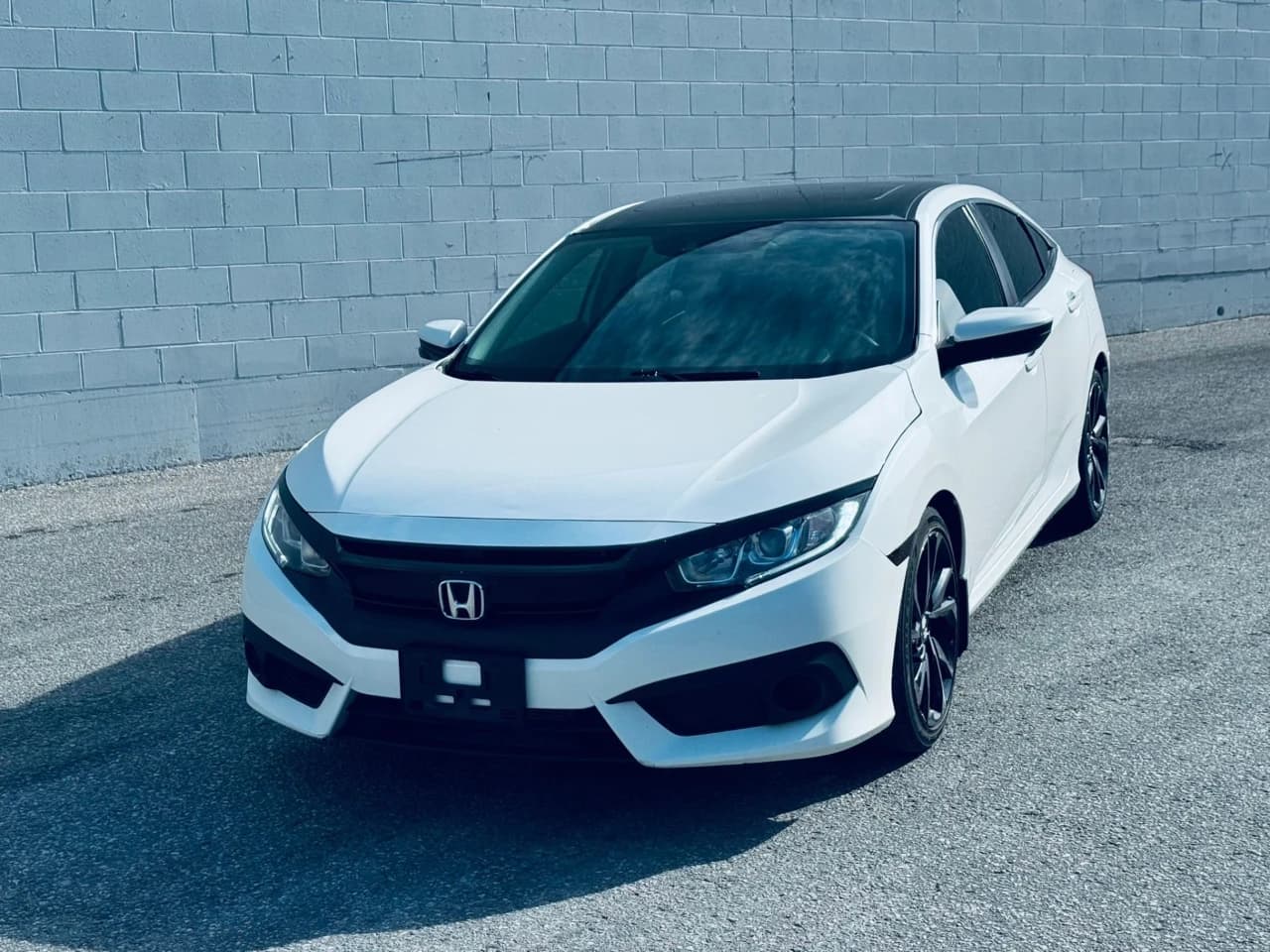 2017 Honda Civic Sedan - Image 19