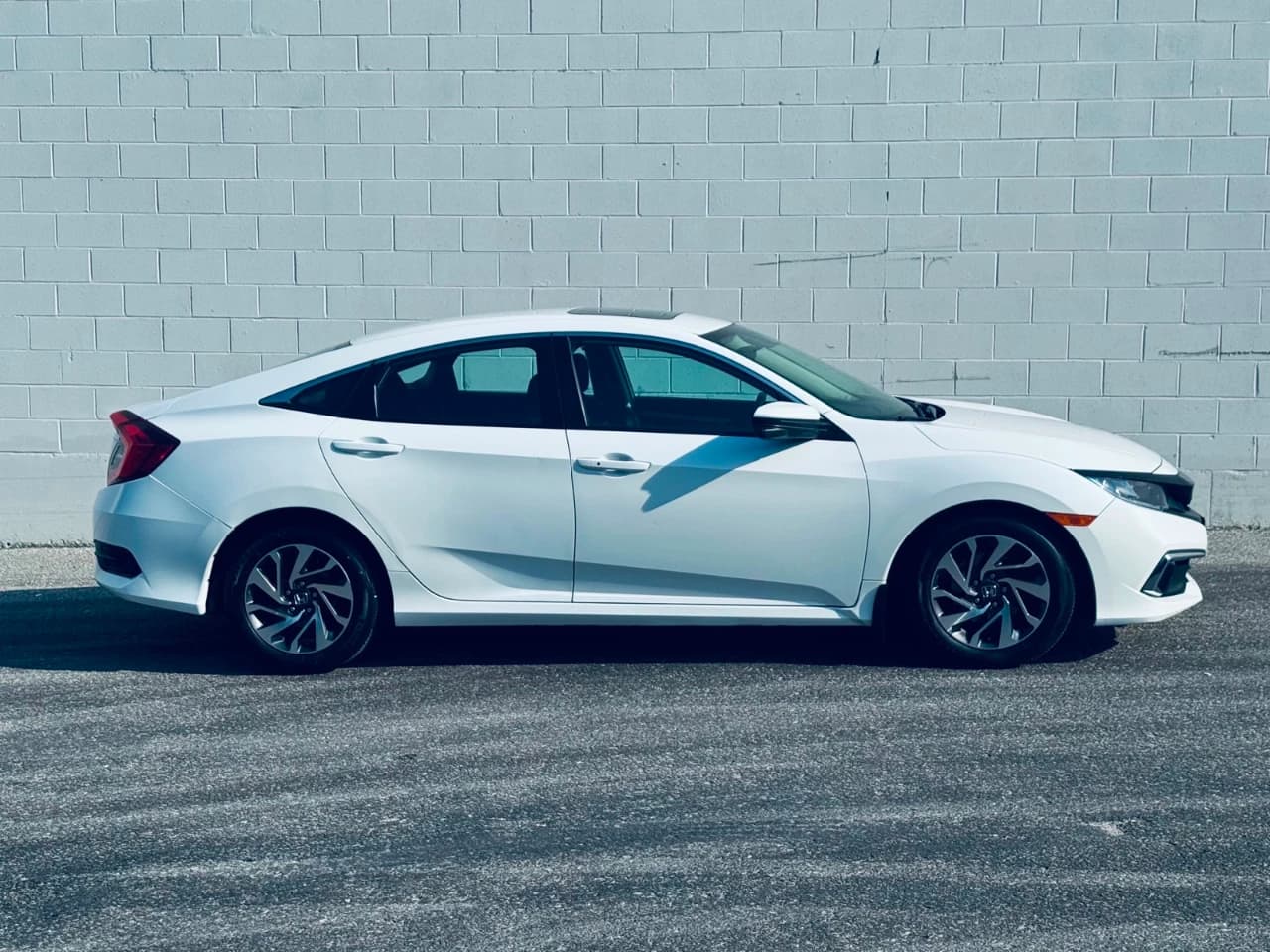 2019 Honda Civic Sedan - Image 14