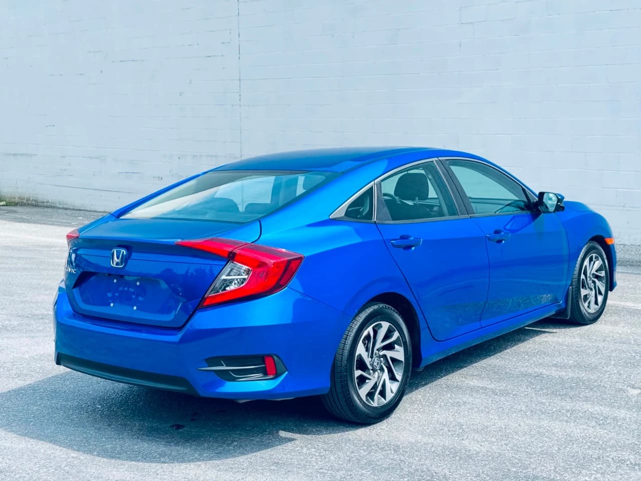 2017 Honda Civic Sedan - Image 4