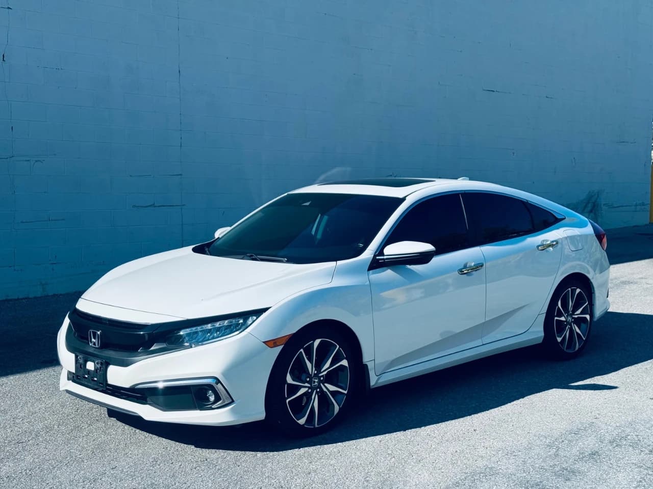 2019 Honda Civic Sedan - Image 10