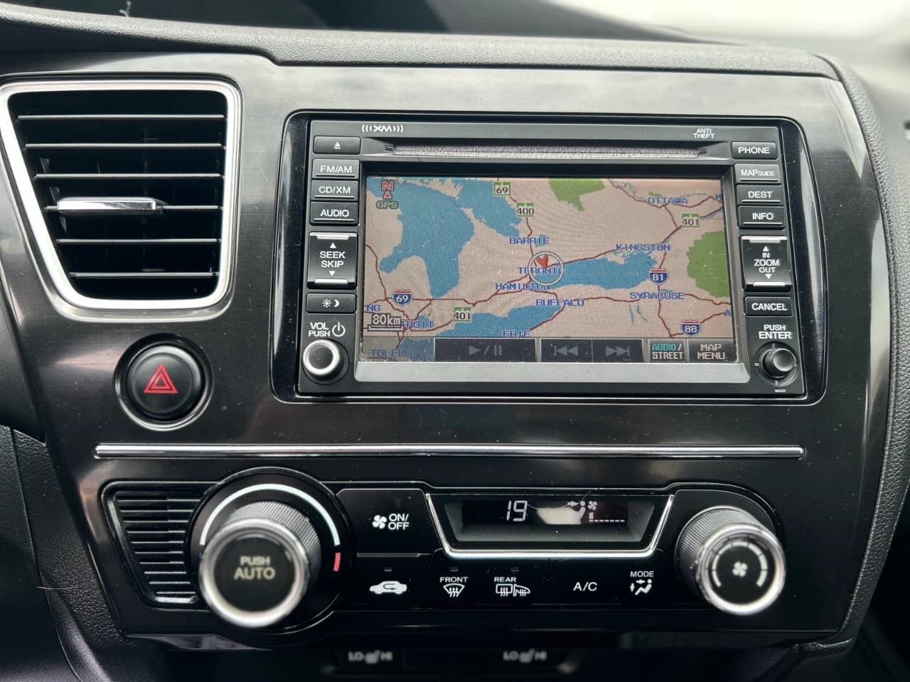 2013 Honda Civic Sdn - Image 15