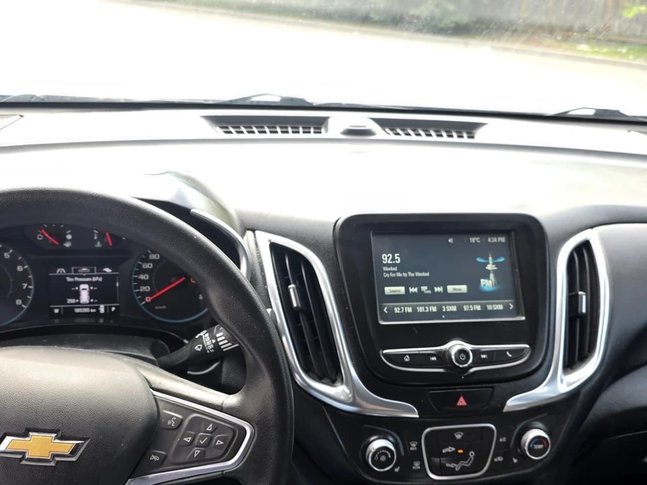 2018 Chevrolet Equinox - Image 4