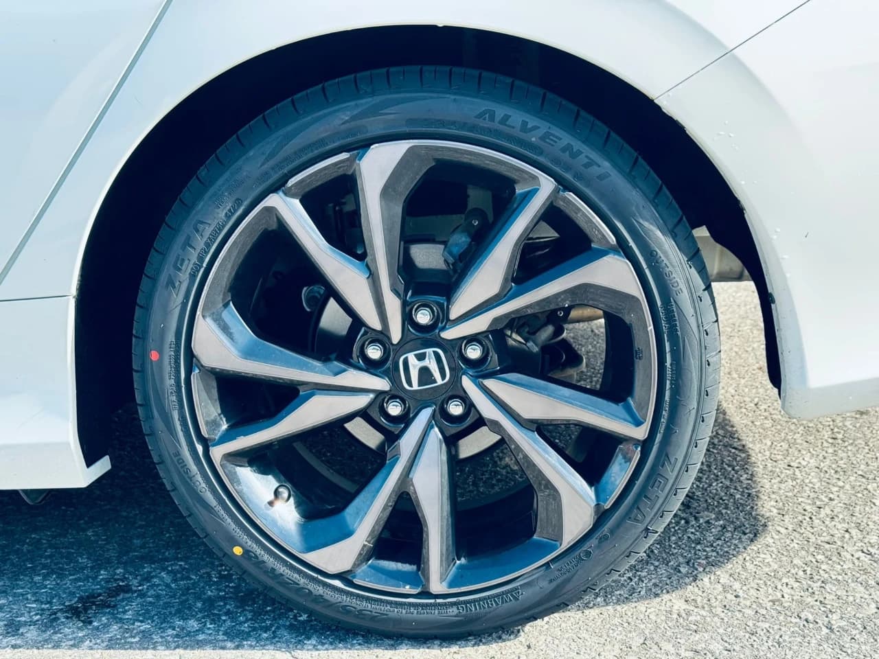 2017 Honda Civic Sedan - Image 20