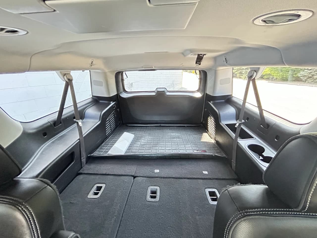 2016 GMC Yukon XL - Image 13