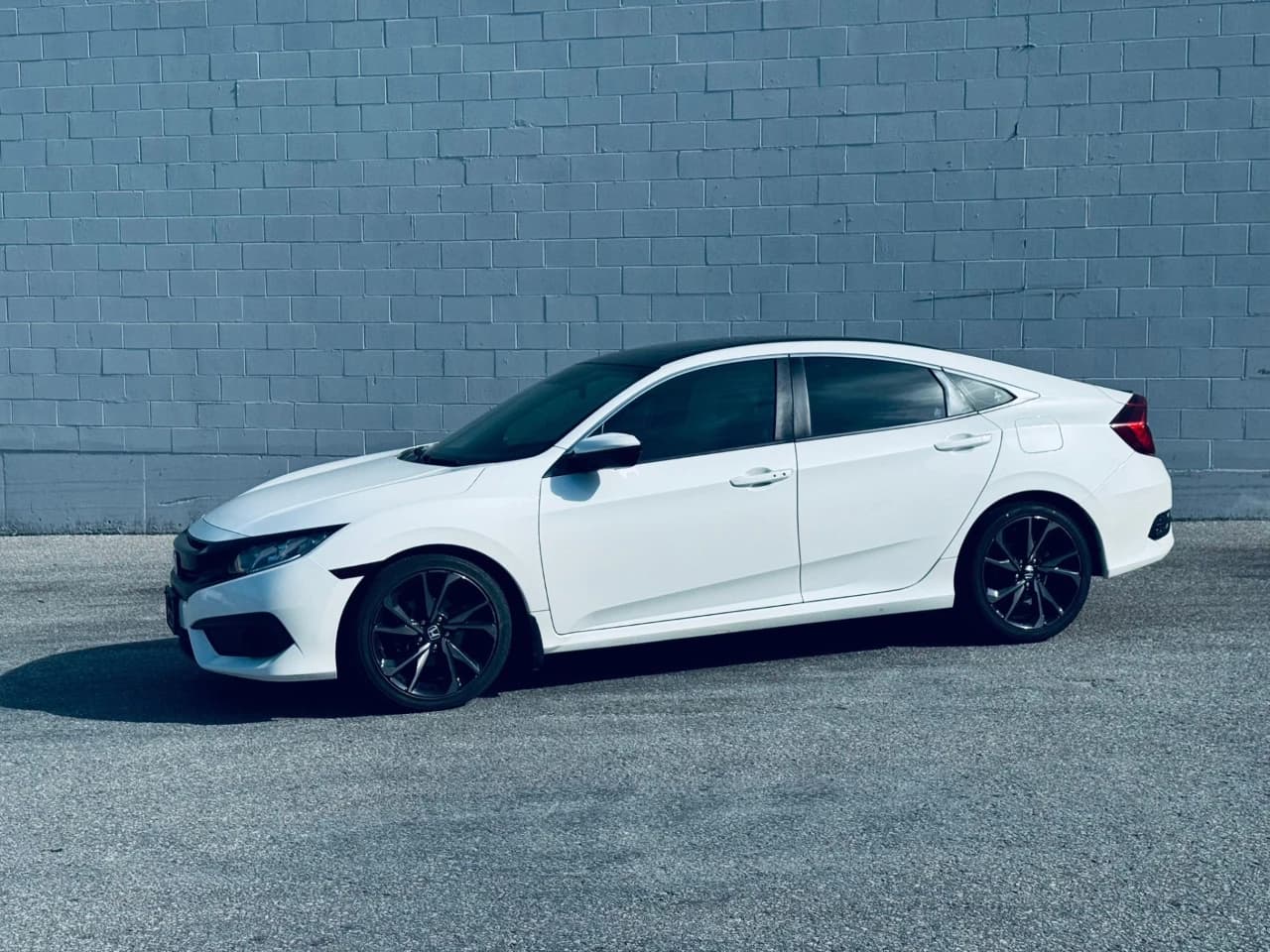 2017 Honda Civic Sedan - Image 5
