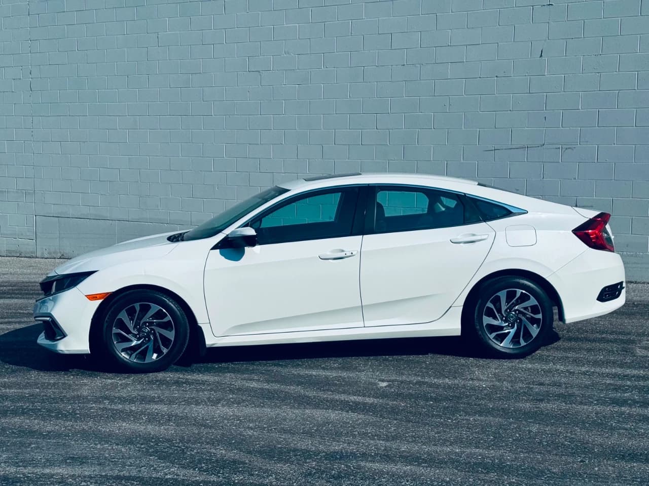 2019 Honda Civic Sedan - Image 4