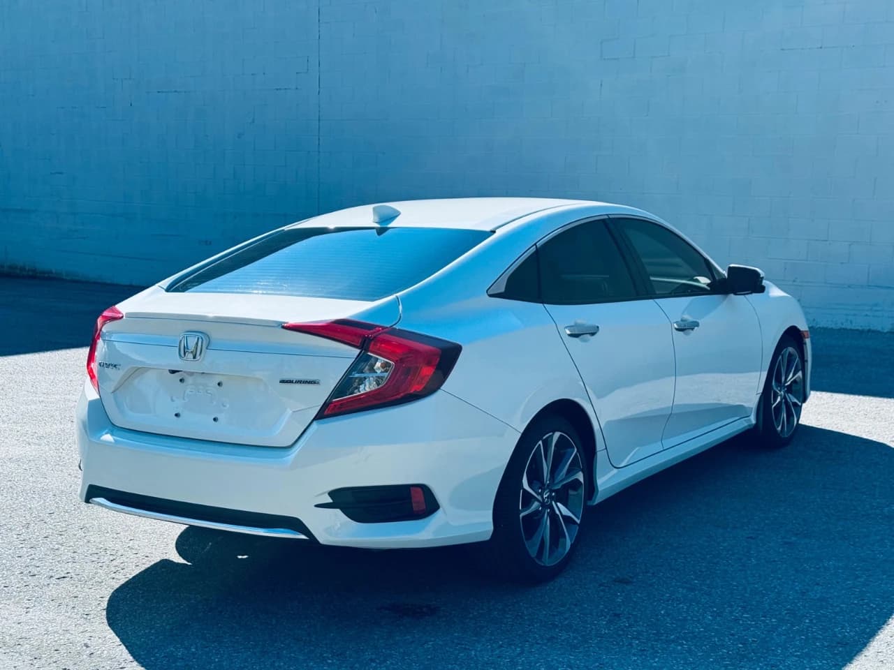 2019 Honda Civic Sedan - Image 13