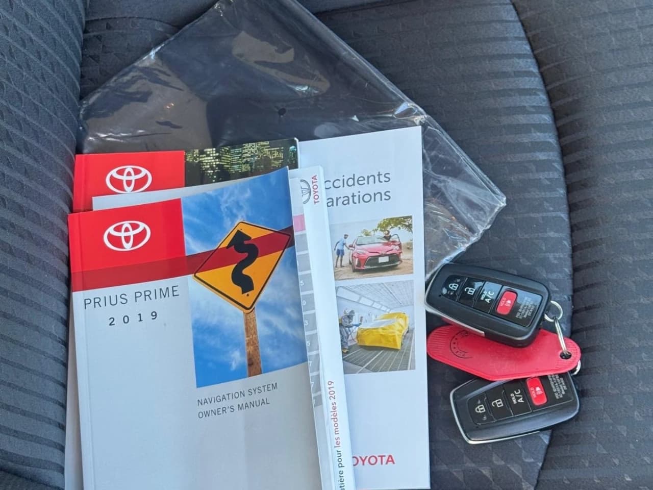 2019 Toyota Prius Prime - Image 11