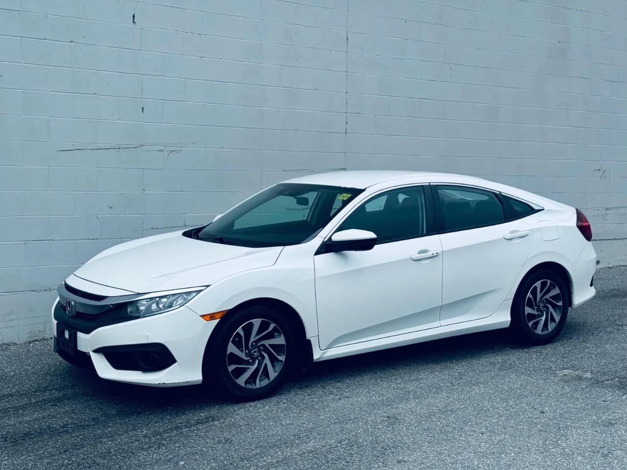 2018 Honda Civic Sedan - Image 5