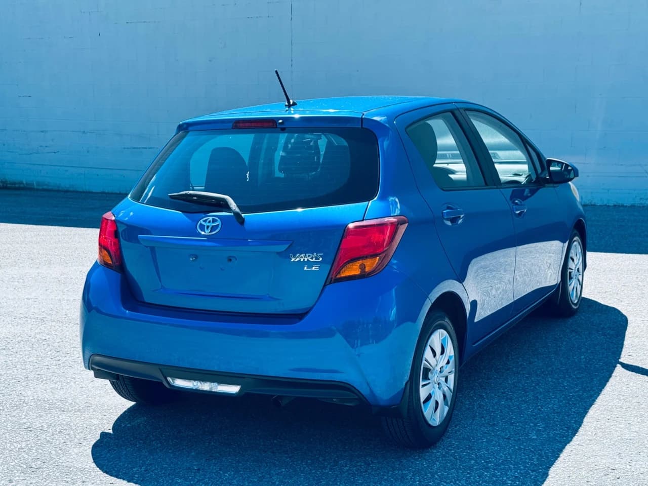 2016 Toyota Yaris - Image 8