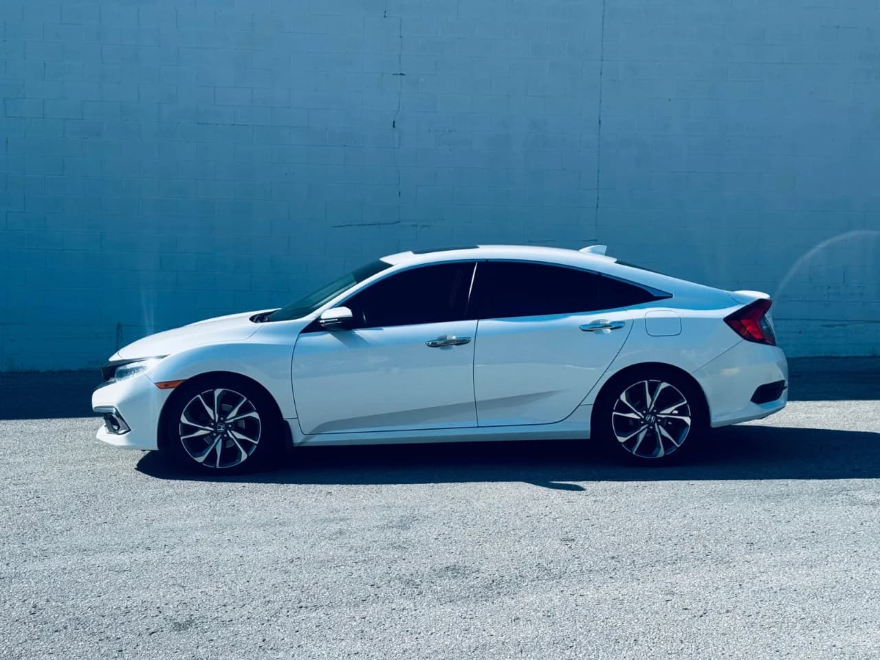 2019 Honda Civic Sedan - Image 12