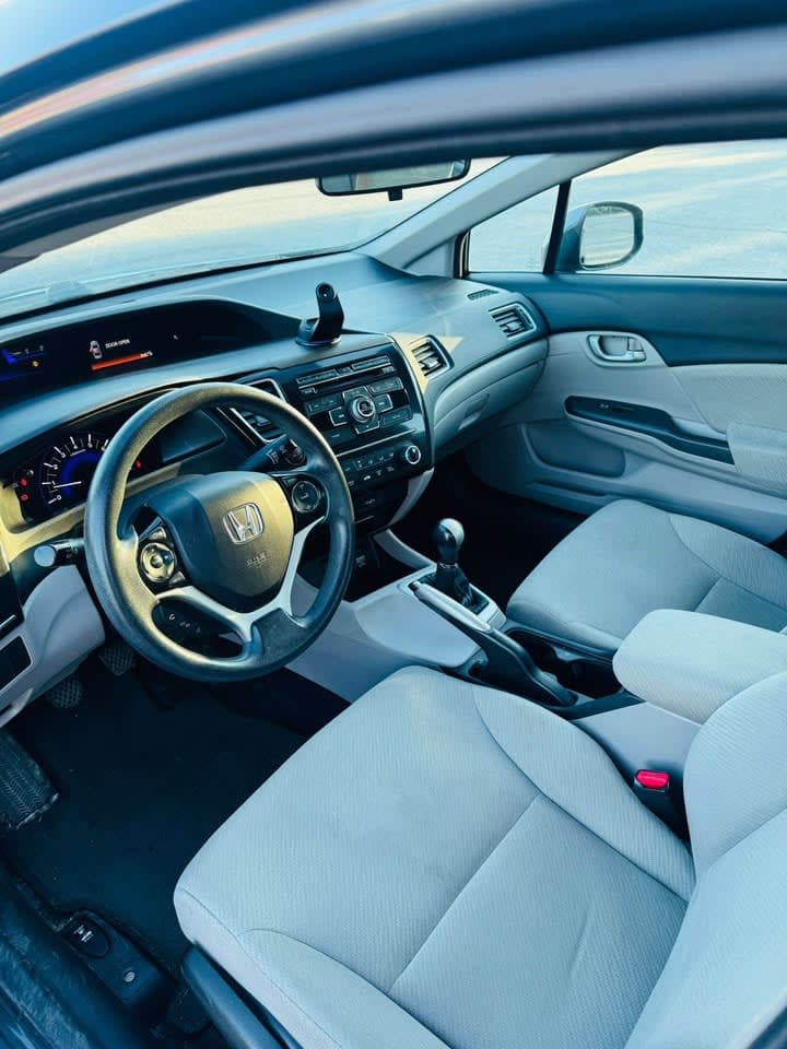 2013 Honda Civic - Image 9