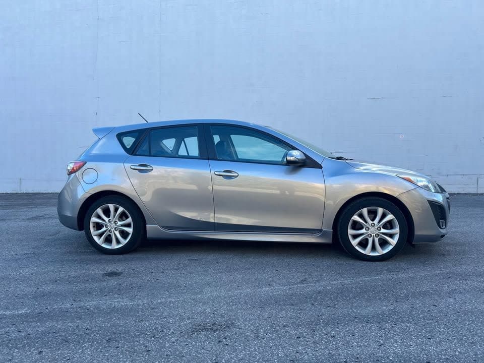 2010 Mazda Mazda 3 - Image 4