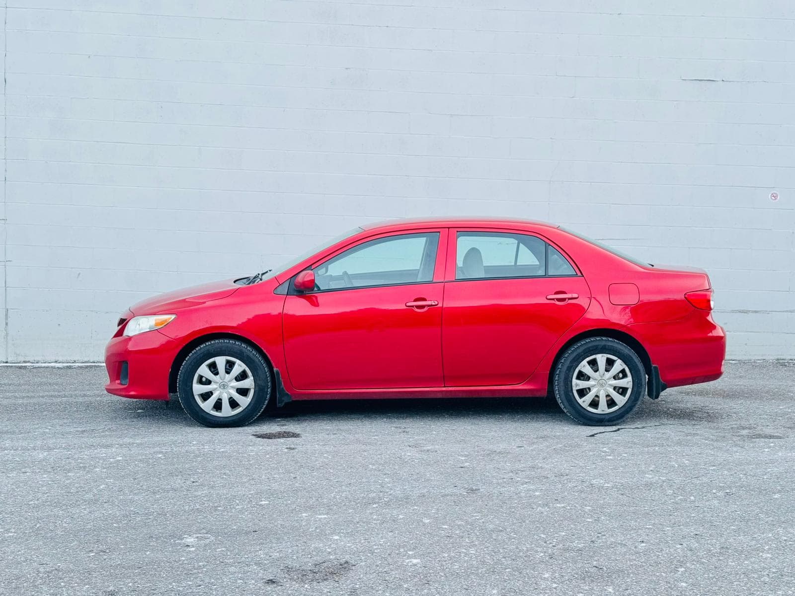 2013 Toyota Corolla - Image 5