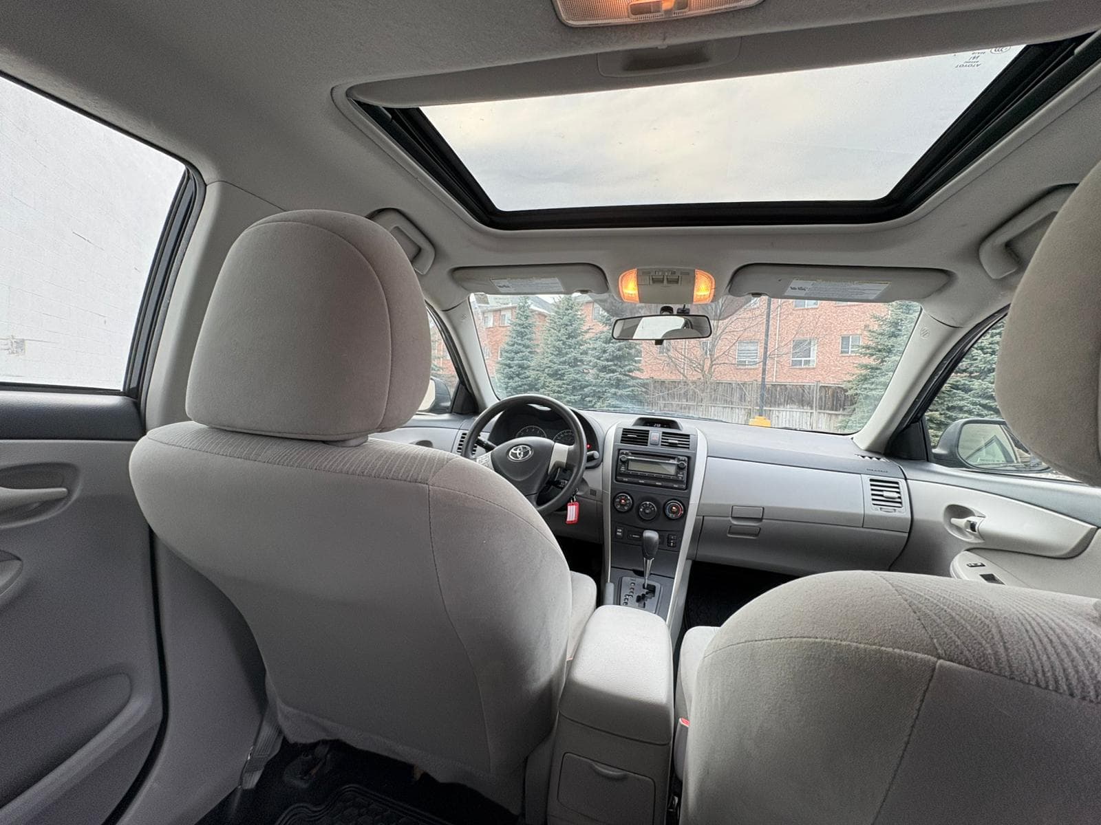 2013 Toyota Corolla - Image 10