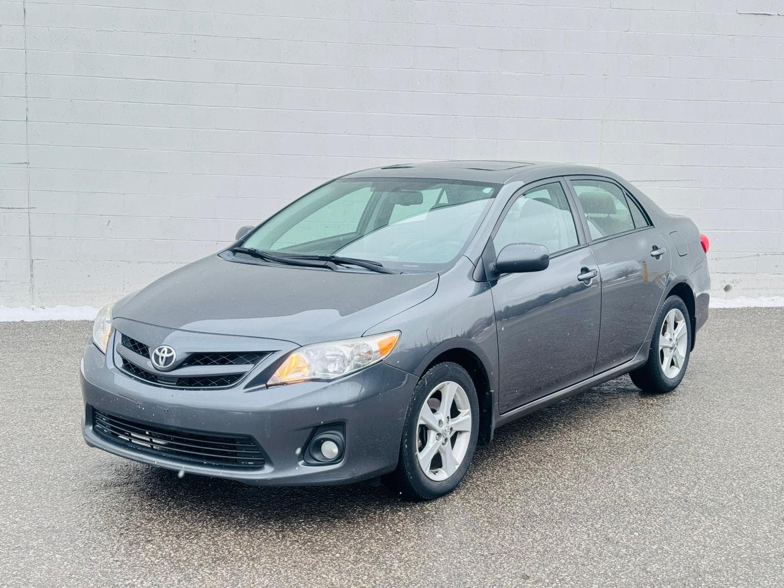 2011 Toyota Corolla - Image 3