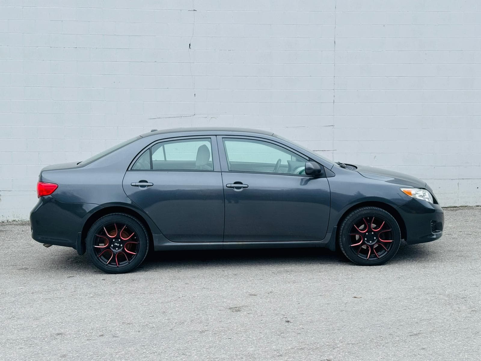 2009 Toyota Corolla - Image 4