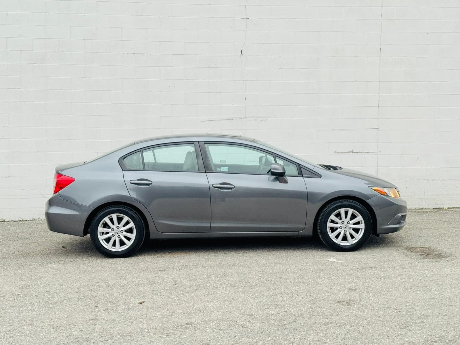 2012 Honda Civic - Image 10